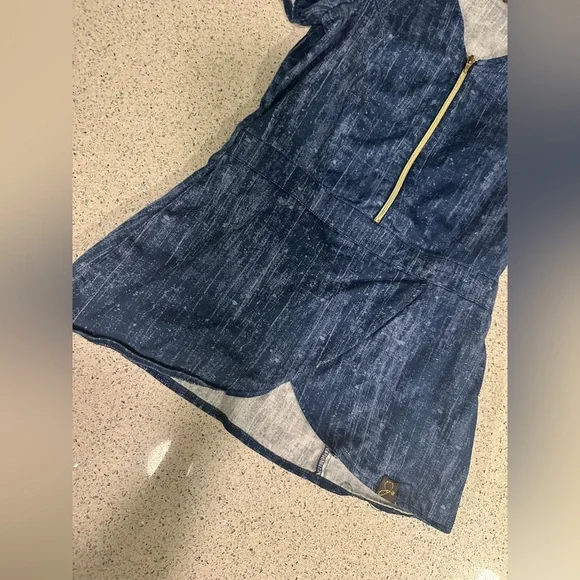 Jaanuu Scrub Set Denim Print Peplum Top Zippers Gold Details XS - Picture 10 of 16